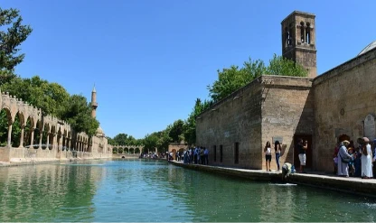 Ara tatil başladı! Balıklıgöl'de yoğunluk sürüyor