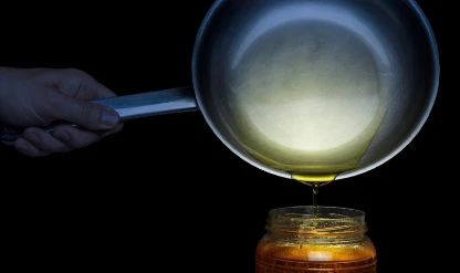 Atık yağlarda geri dönüşüm planı: Marketlerde toplama noktaları kurulacak