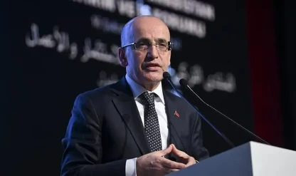 Bakan Şimşek'ten Katar'da önemli temaslar! Yatırım fırsatlarını anlattı