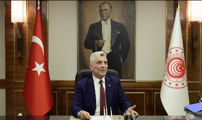 Bu ülkenin geleceği doğru soruyu soran gençlerin omuzlarındadır