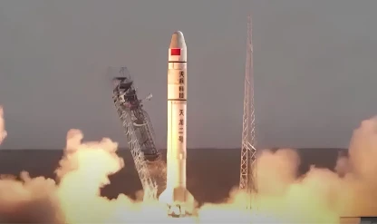 Çin'in, Elon Musk'ın Falcon 9’una rakip roketi 1.100 tonluk itme testini ge