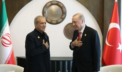 Cumhurbaşkanı Erdoğan, İran Cumhurbaşkanı Pezeşkiyan ile görüştü