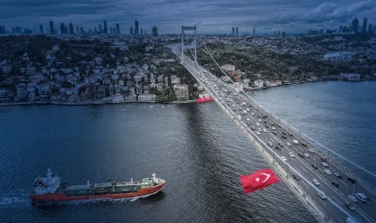 Dünya enerji sevkiyatında güvenli rotalar arıyor: Kilit ülke Türkiye