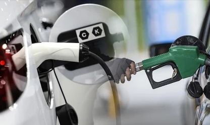 Elektrikli araçlar günlük 1,7 milyon varil petrol tüketimini önledi