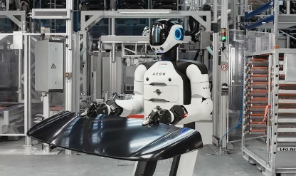 Fiziksel yapay zeka dönemi: BMW fabrikasında insansı robotlar iş başı yaptı