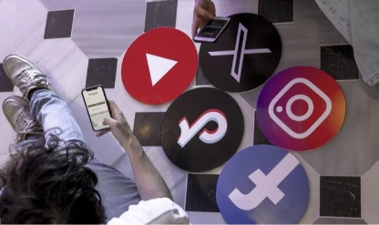 Fransa’da sosyal medyaya yaş sınırı: 15 yaş altına kısıtlama geldi