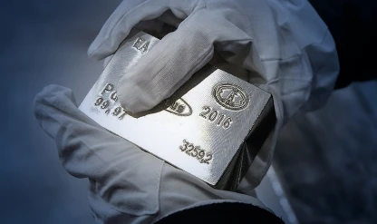 Gümüş ve platinde tarihi zirveler: Güvenli liman rallisi