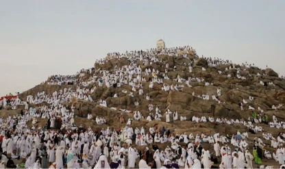 Hacı adaylarının Arafat'a intikalinde yapay zeka kullanıldı