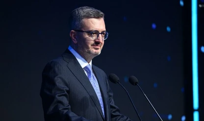 İletişim Başkanı Duran, Cannes'te yarışacak 3 film için TRT'yi tebrik etti