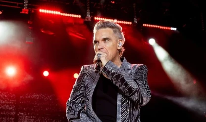 İngiliz şarkıcı Robbie Williams, 7 Ekim'de İTÜ Stadyumu'nda konser verecek