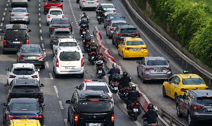 İstanbul'da haftanın ilk günü trafik yoğunluğu yüzde 71'e ulaştı