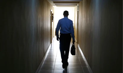 Küresel şirketler 10 binlerce çalışanı işten çıkarıyor