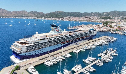 Marella Explorer kruvaziyeri Marmaris'e 2 bine yakkın turist getirdi