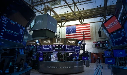 New York borsası yükseldi! Trump’ın gümrük vergisi çıkışı gündemde