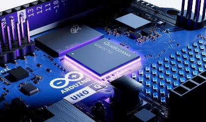 Qualcomm–Arduino anlaşması: Uçta yapay zeka için ‘çift beyinli’ Uno Q sahne