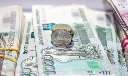 Ruble ABD doları karşısında güçlendi