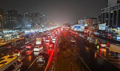 Sağanak etkisini sürdürüyor! İstanbul'da yarın hava durumu nasıl?