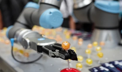 Sanayi robotlarının eğitim maliyetini düşüren yeni yapay zeka