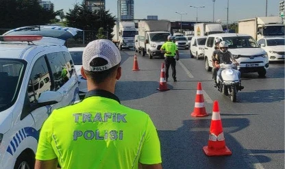 İstanbul Valiliği açıkladı: 8 Mart’ta bu yollar trafiğe kapalı olacak