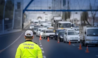 SON DAKİKA: Yola çıkacaklar dikkat! Hafta sonu İstanbul’da bu yollar kapalı