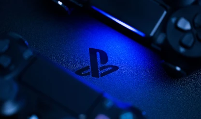 Sony'den PlayStation sosyal araçlarına kimlik doğrulaması şartı