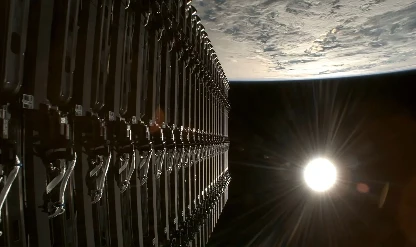 SpaceX'in Starlink uydusunda kritik arıza: Dünya'ya düşüyor