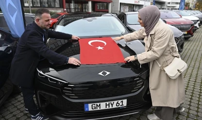 Togg Avrupa’da sahneye çıktı: Almanya’da ilk teslimatlar yapıldı