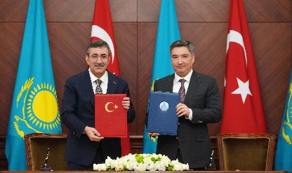 Türkiye ve Kazakistan arasında imzalar atıldı