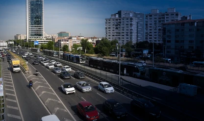 Yeni trafik düzenlemesi sonrası makas atma ihlali yüzde 93 azaldı