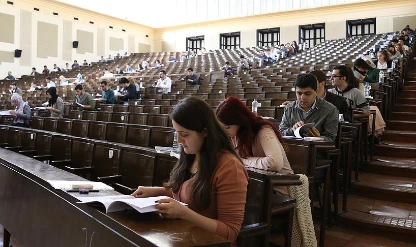 YÖK yeni düzenleme yapacak: Başarılı öğrenciye 3 yılda diploma