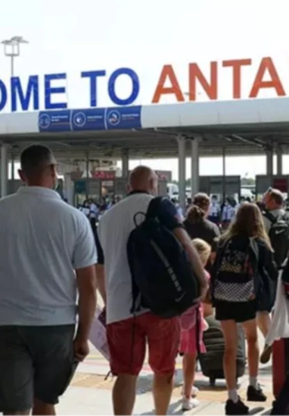 Antalya yabancı turist sayısında yeni rekora koşuyor