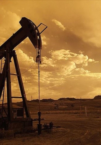 Küresel belirsizlikler petrol piyasasını vuruyor: Brent'te geri çekilme