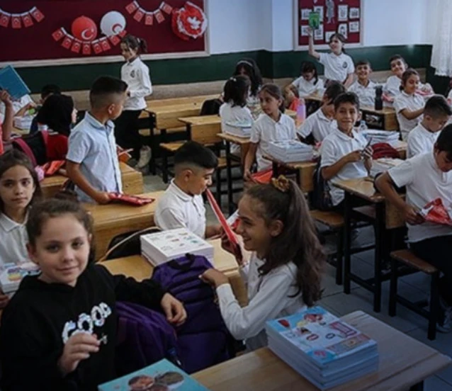 2026 MEB SÖMESTR TATİLİ TAKVİMİ | 15 tatil yarıyıl tatili hangi gün?