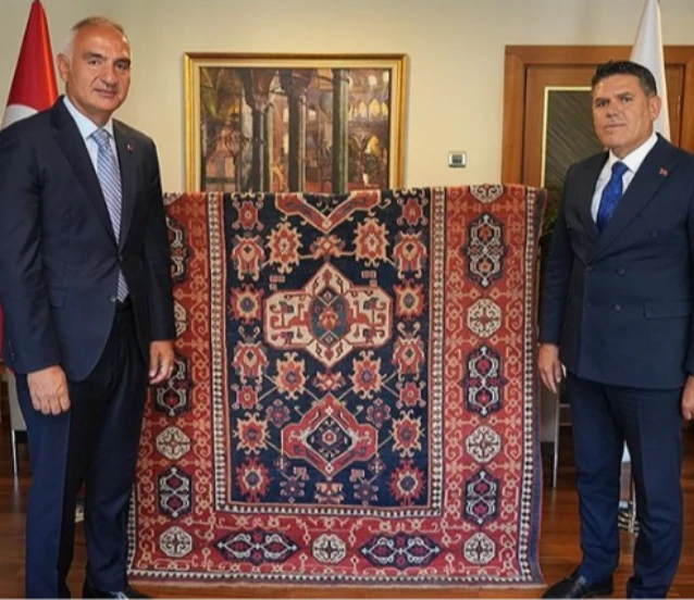5 asırlık Uşak halısı yuvaya döndü