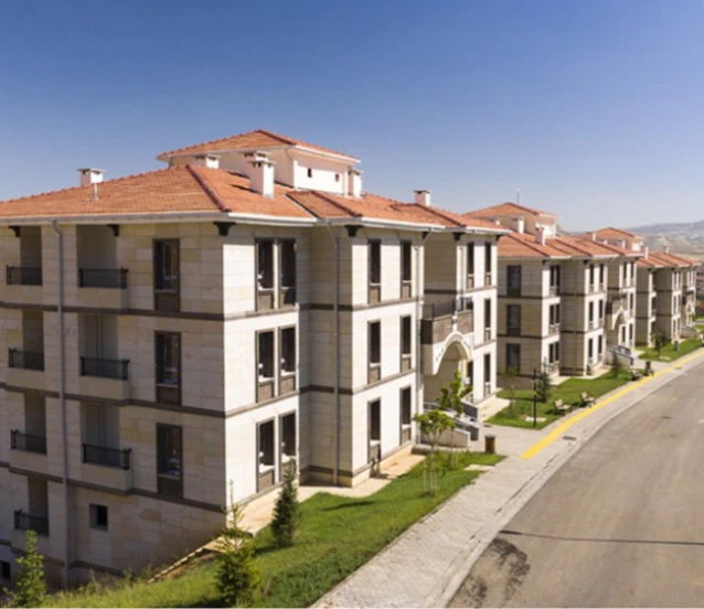 500 bin sosyal konut için ilk teslimatlar Mart 2027’de yapılacak