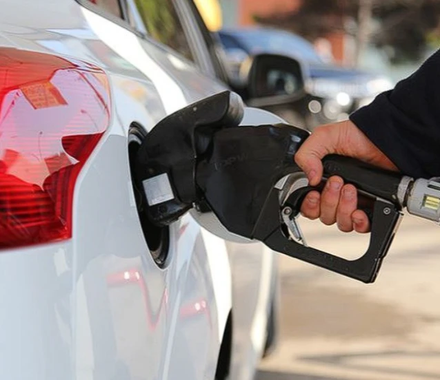 ABD Enerji Bakanından benzin fiyatı öngörüsü: Bir kaç hafta içinde...