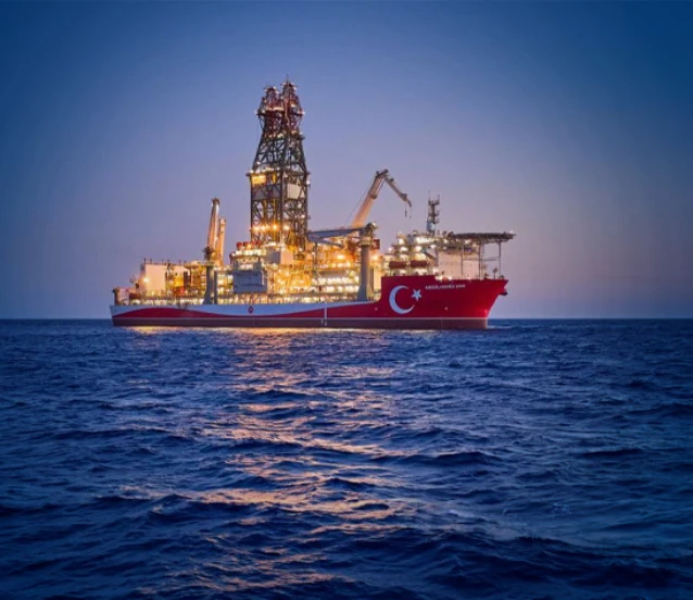 Abdülhamid Han gemisi yeni görevine başladı: Karadeniz'de yılın ilk sondajı