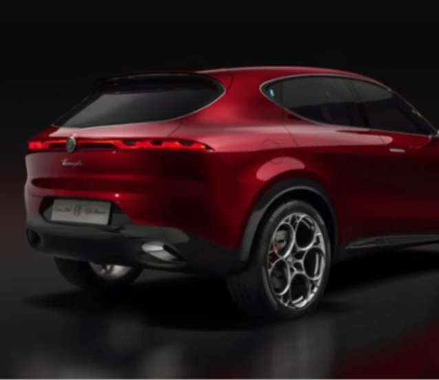 Alfa Romeo sınırlı sayıda üretilecek iki yeni modelini tanıttı!