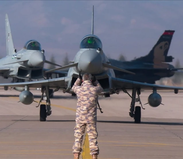 Alman bakan tarih verdi: Eurofighter'da imzalar bu yıl atılabilir?