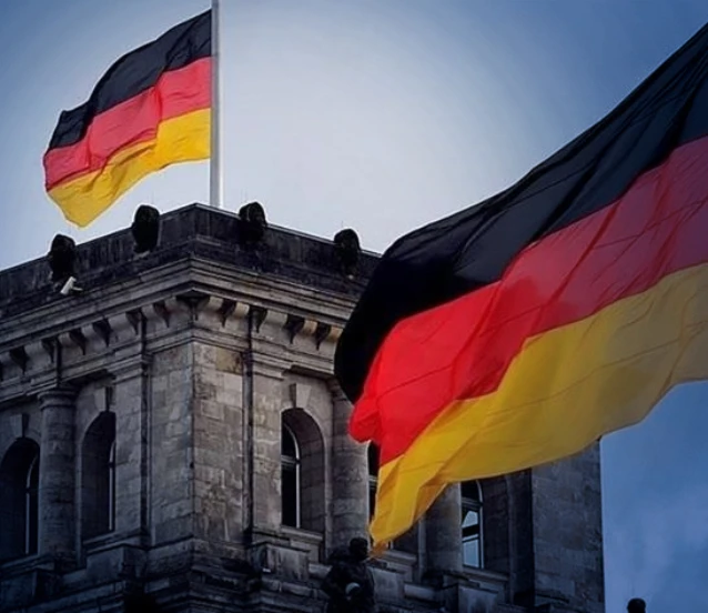 Alman ekonomisi birinci çeyrekte %0,3 büyüdü: Beklentileri aştı