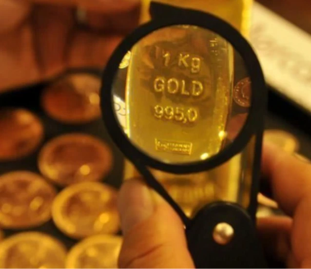 Altın fiyatları Fed belirsizliğiyle geriledi