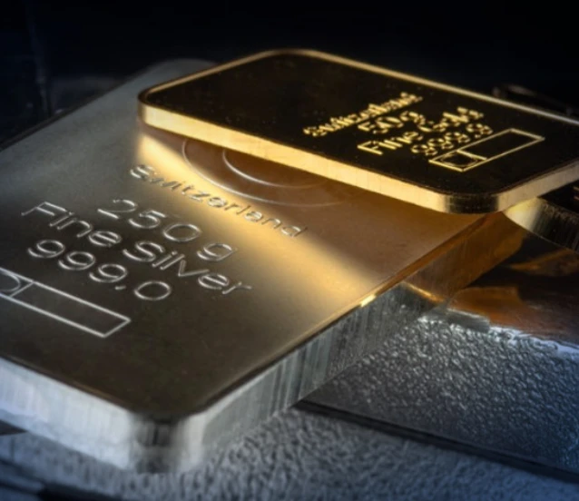 Altın gram 6400 TL, gümüş fiyatı 121 TL'yi aştı