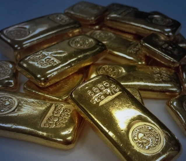 Altın haftaya güçlü başladı: Ons altın 5.079 dolara yakın denge arayışında