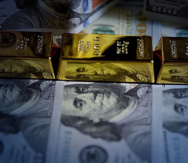 Altın piyasası yön arıyor: Petrol kaynaklı enflasyon endişesi fiyatları baskılıyor