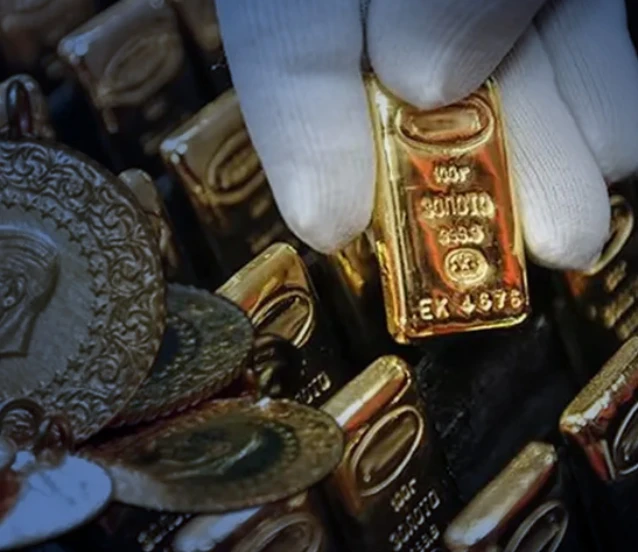 Altında savaş belirsizliği sürüyor: Fed faiz kararı öncesi yatay seyir