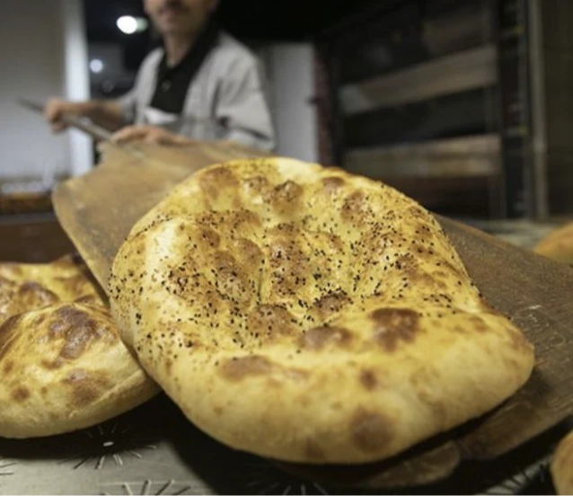 Ankara ve İstanbul'da Ramazan pidesi 25 TL'den satılacak