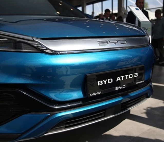 Avrupa'da otomotiv devleri kan kaybediyor: Çin pazar payını ikiye katlandı