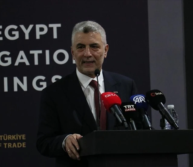 Bakan Bolat, Mısırlı ve Suudi Arabistanlı yetkililerle görüştü