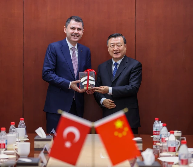 Bakan Kurum Pekin'de! Türkiye ile Çin’den şehircilikte stratejik iş birliği