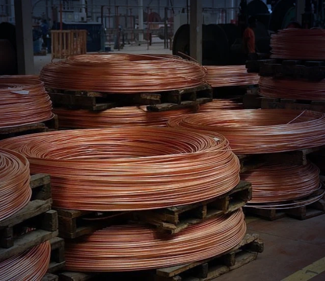 Bakır fiyatları yön arıyor: Orta Doğu'daki belirsizlik satış getirdi